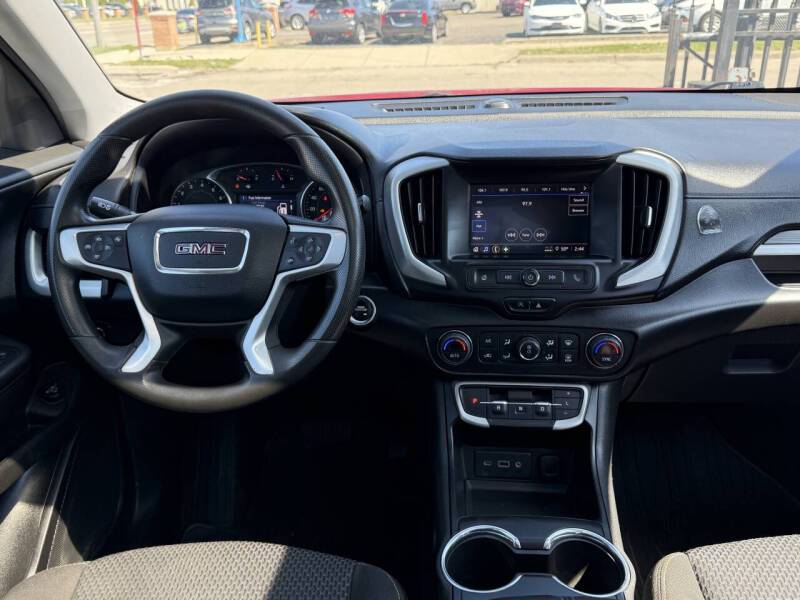2023 GMC Terrain SLE