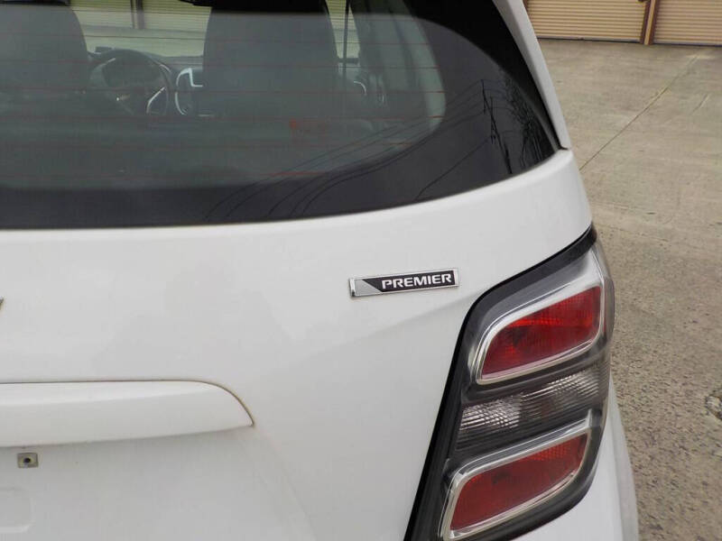 2017 Chevrolet Sonic Premier Auto