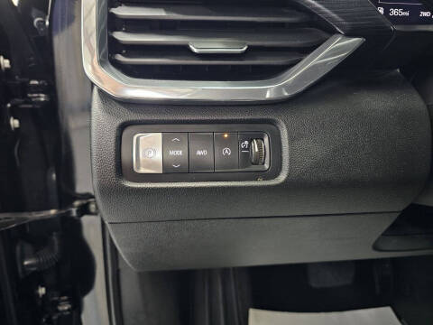 2024 GMC Acadia Elevation