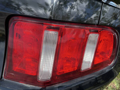 2012 Ford Mustang V6 Premium