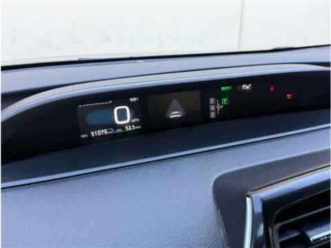 2016 Toyota Prius Two