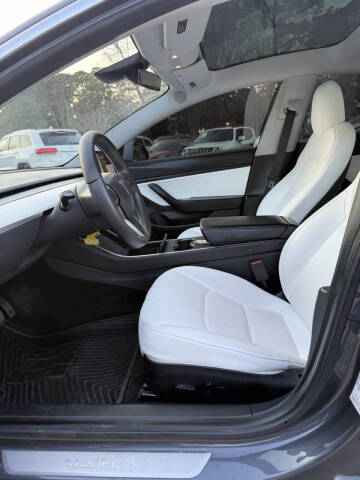 2020 Tesla Model 3 Standard Range Plus