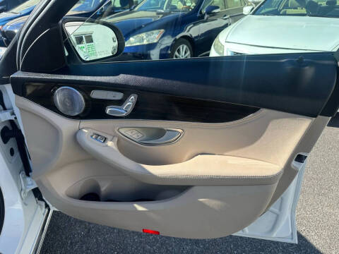 2016 Mercedes-Benz C-Class