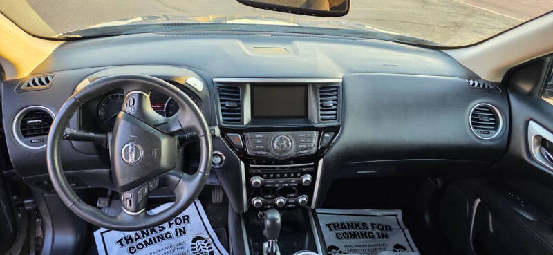 2016 Nissan Pathfinder