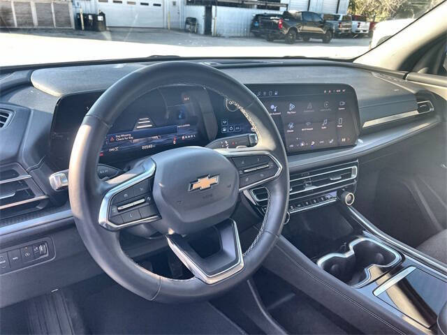 2024 Chevrolet Traverse LS