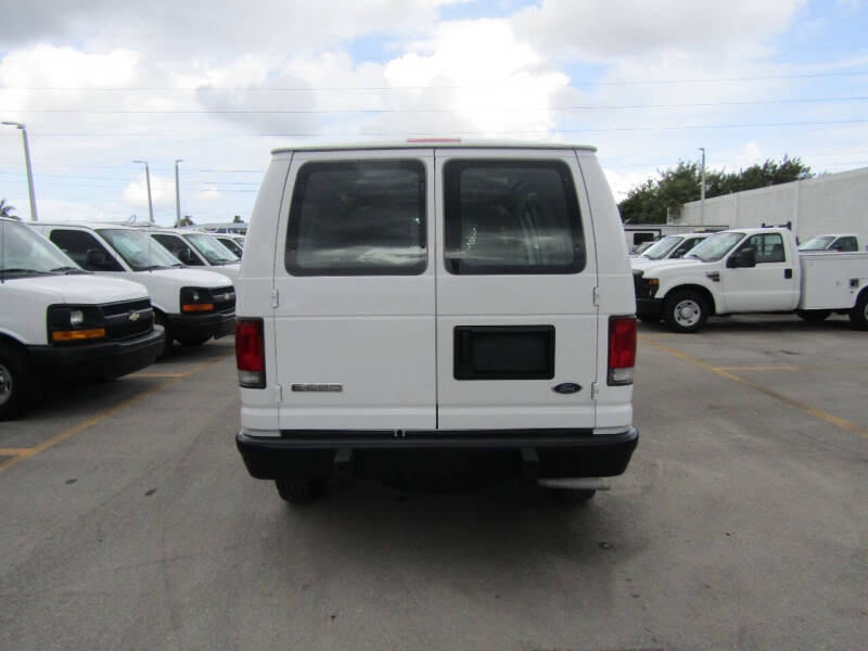 2010 Ford E-Series E-250