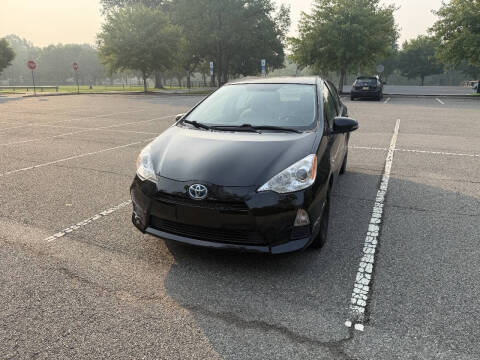 2013 Toyota Prius c One