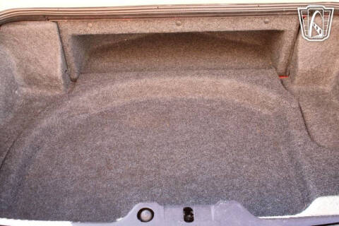 2004 Ford Thunderbird Deluxe