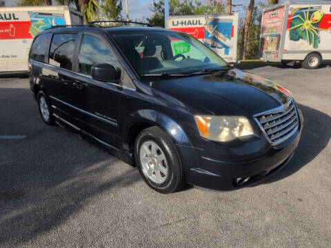 2010 Chrysler Town and Country Touring