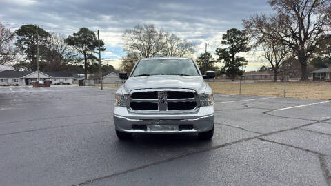 2016 RAM 1500 SLT