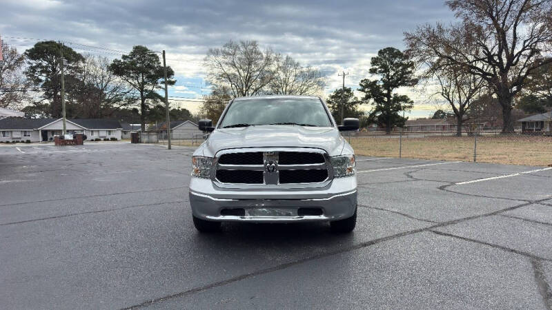 2016 RAM 1500 SLT