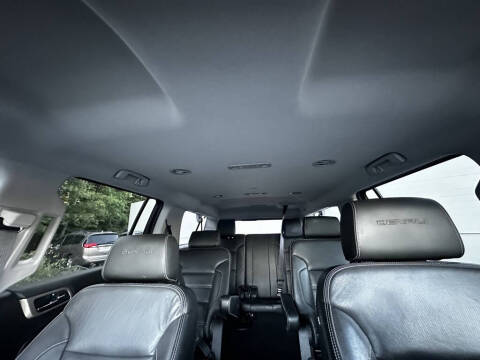 2020 GMC Yukon XL Denali