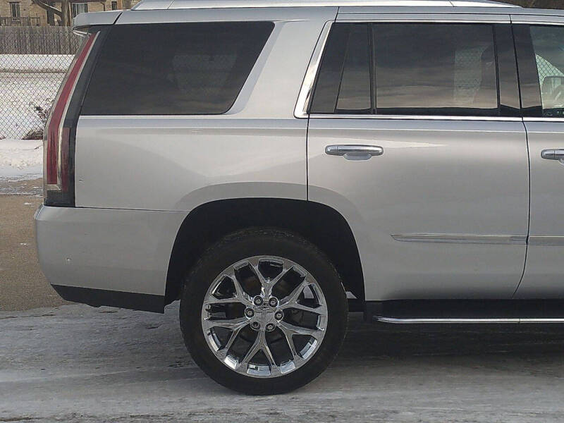 2019 Cadillac Escalade Luxury