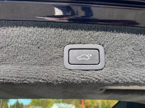 2016 Volvo XC70 T5 Classic Premier