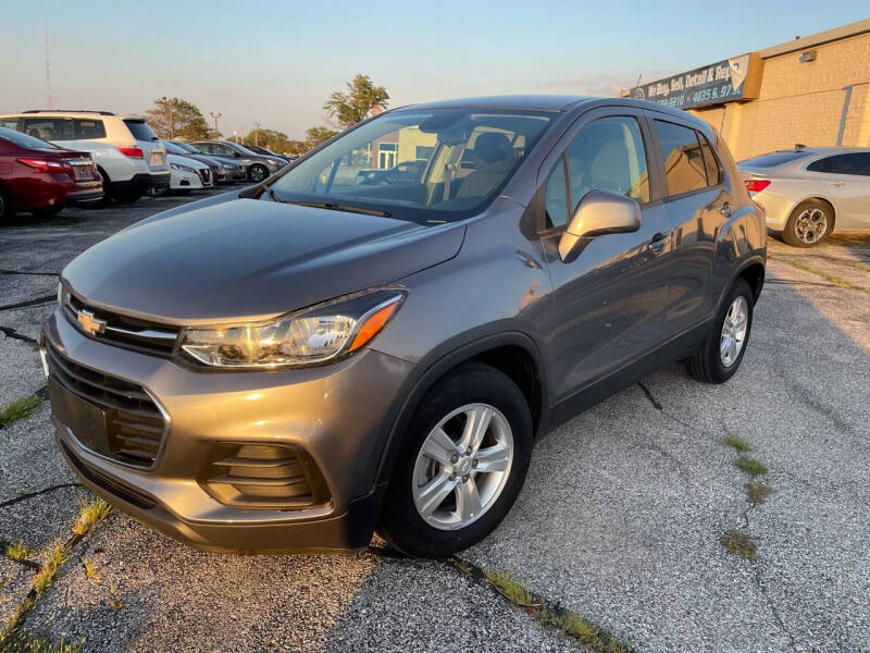 2020 Chevrolet Trax LS's photo