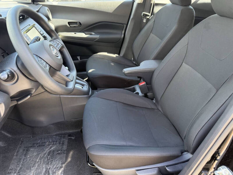 2025 Nissan Kicks Play S