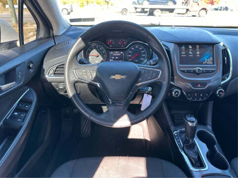 2017 Chevrolet Cruze LT Auto