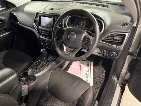 2019 Jeep Cherokee Latitude