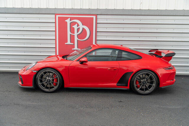 2018 Porsche 911 39