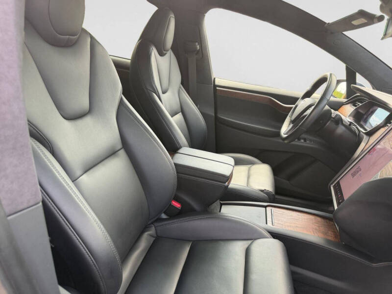 2020 Tesla Model X Long Range