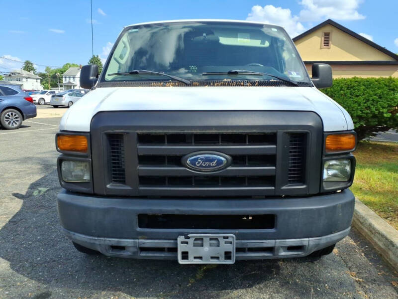 2011 Ford E-Series E-250