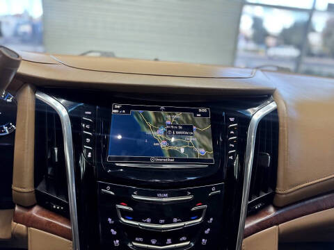 2017 Cadillac Escalade ESV Platinum