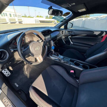 2013 Scion FR-S