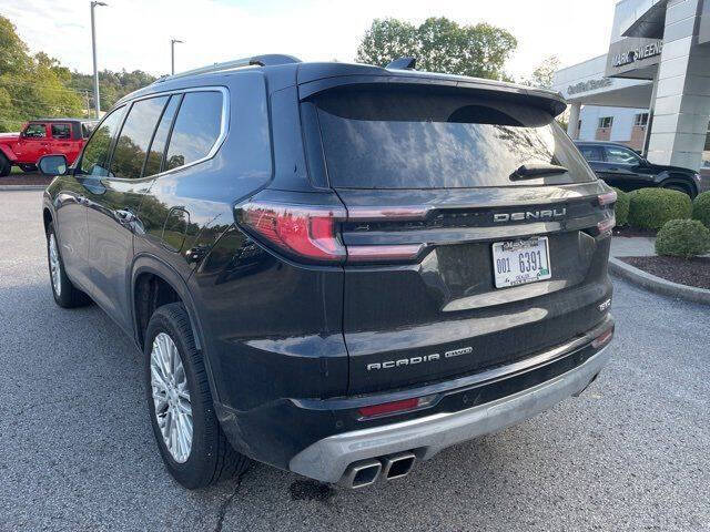2024 GMC Acadia Denali