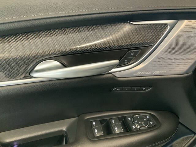 2024 Cadillac XT5 Sport