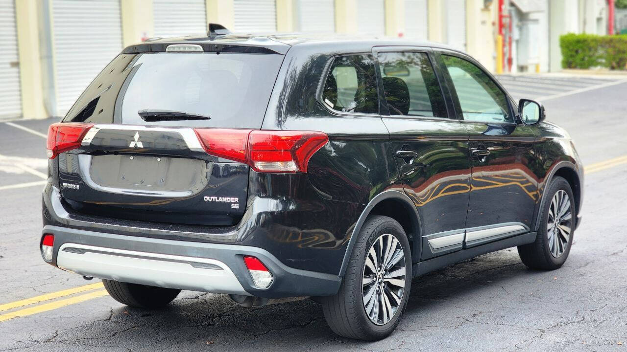 2019 Mitsubishi Outlander  - $16,900
