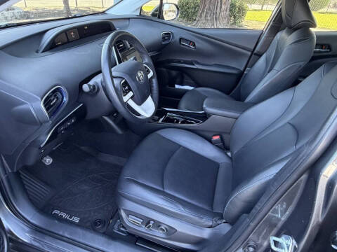 2017 Toyota Prius Four Touring