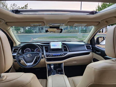 2018 Toyota Highlander