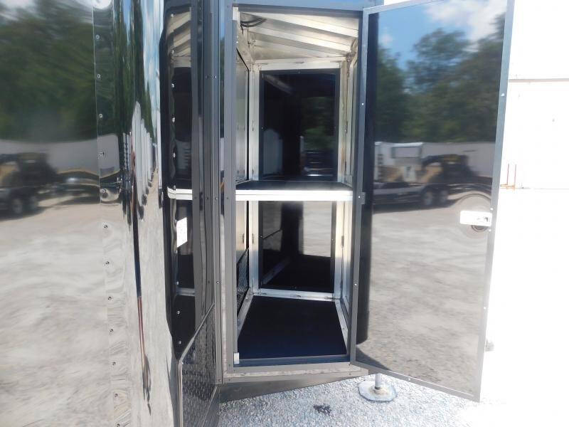 2025 Cargo Mate Eliminator SS 34' Full Bathroo