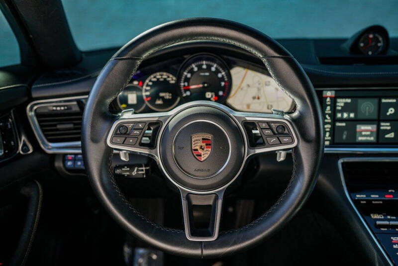2020 Porsche Panamera