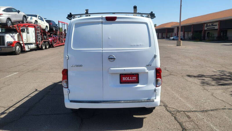 2017 Nissan NV200 SV