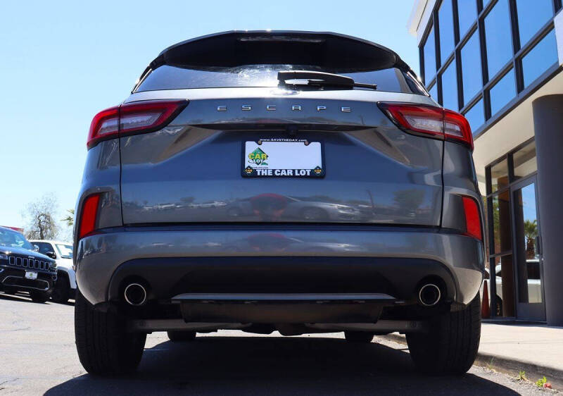 2023 Ford Escape ST-Line