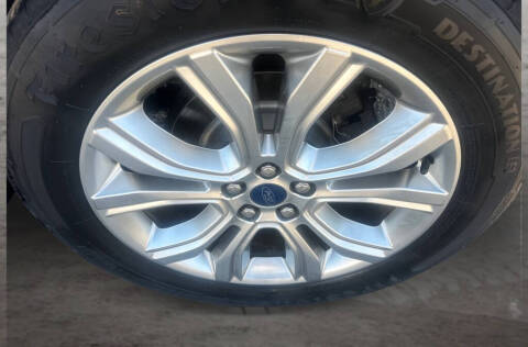 2020 Ford Edge Titanium