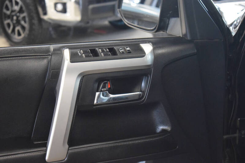 2014 Toyota 4Runner SR5
