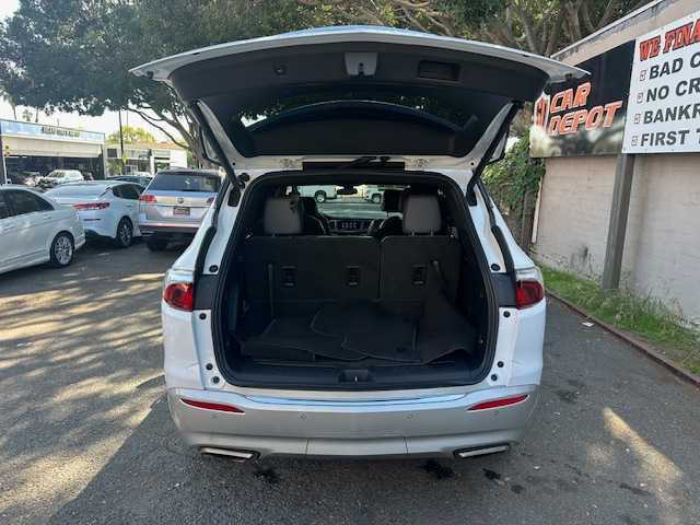 2022 Buick Enclave Essence