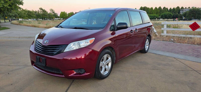 2014 Toyota Sienna L 7-Passenger