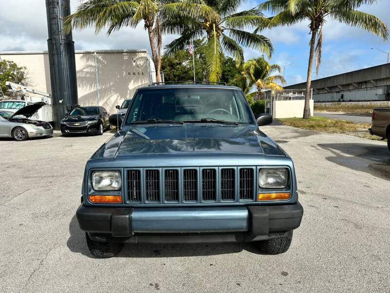 1999 Jeep Cherokee SPORT photo 6