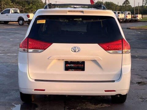2014 Toyota Sienna