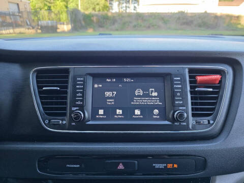 2019 Kia Sedona LX