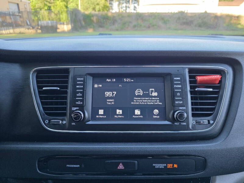 2019 Kia Sedona LX