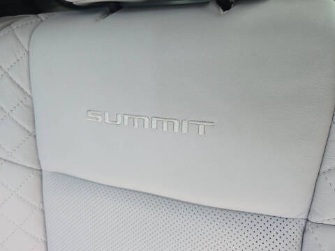 2019 Jeep Grand Cherokee Summit