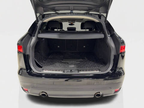 2020 Jaguar F-PACE 30t Prestige