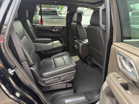 2022 GMC Yukon SLT