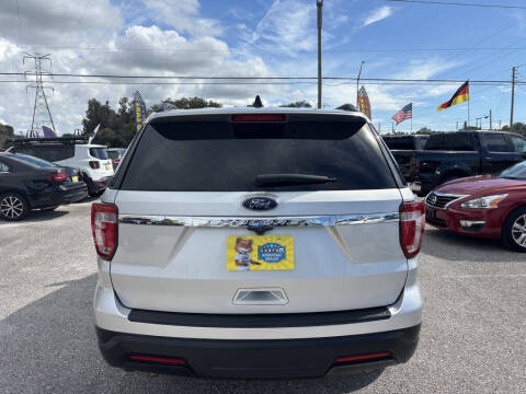 2018 Ford Explorer