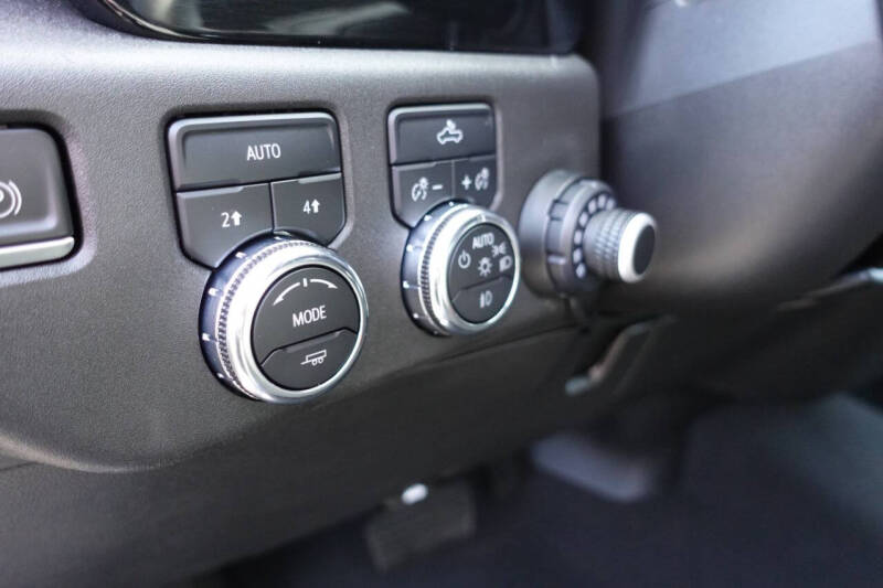 2023 GMC Sierra 1500 Elevation Standard