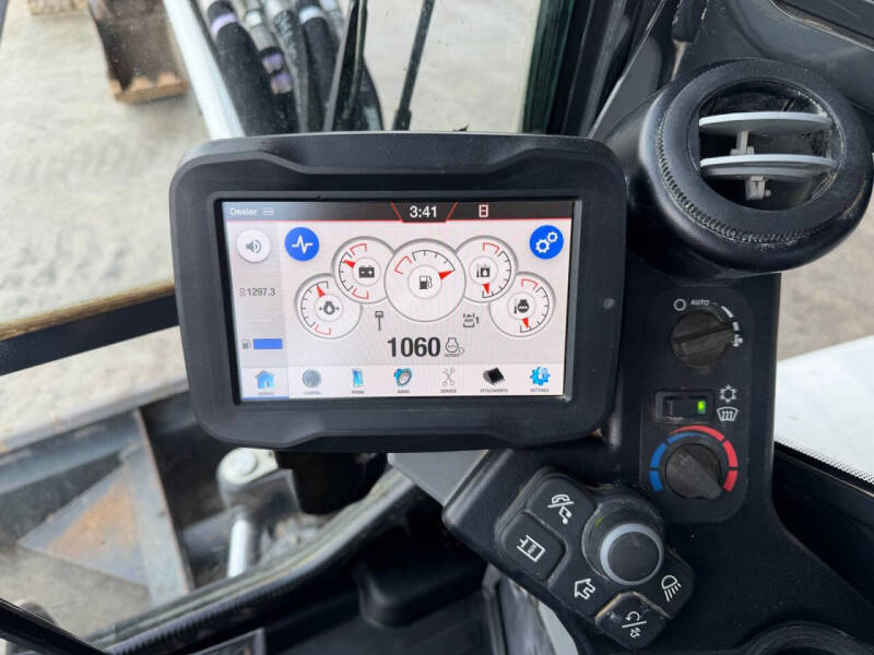 2023 Bobcat E50